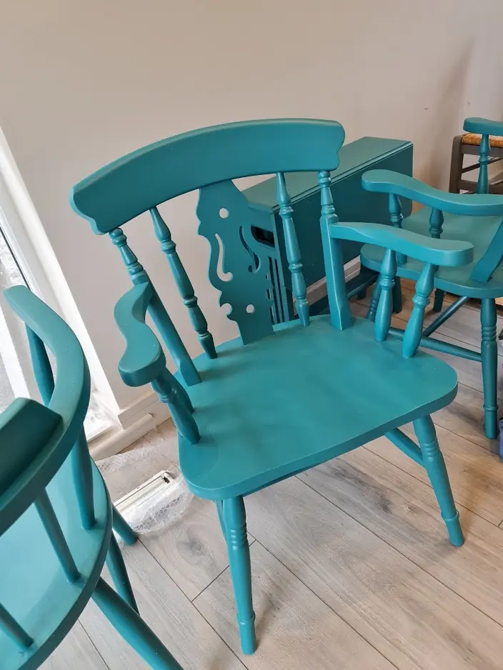 Vardo chair painted