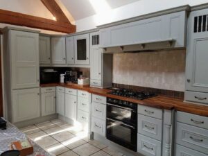 Beaded shaker-style kitchen in Nottingham after respraying